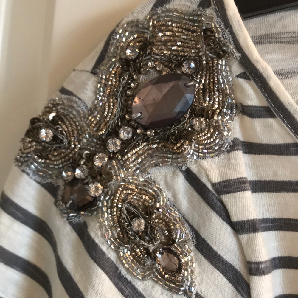 Anthro embellished top. S.